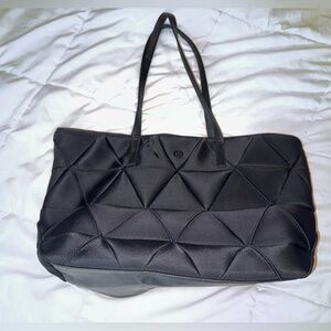Lululemon For The Fun Of It Tote Quilted bag 13L Black